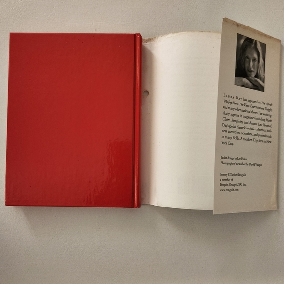 The Circle Book - Picture 14 of 14